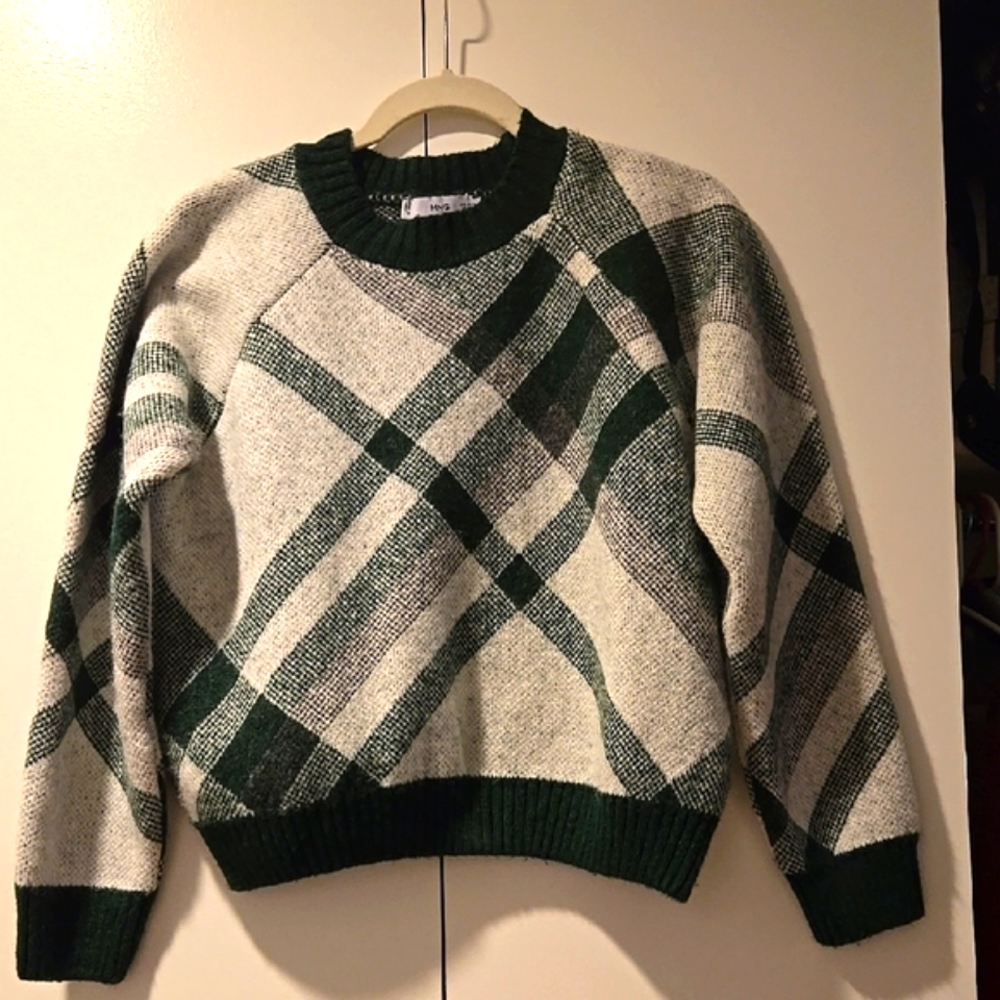 Mango Green and White Argyle Crew Neck Sweater